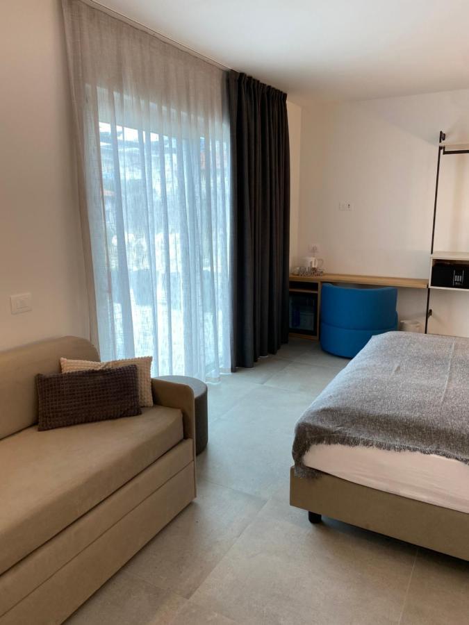 B&B Garda Home Nago Esterno foto