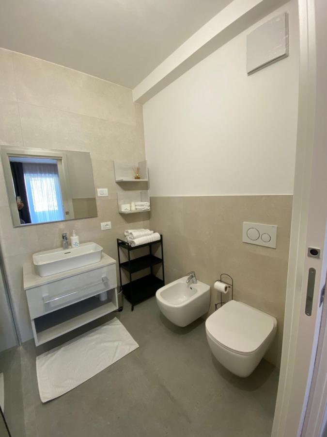 B&B Garda Home Nago Esterno foto