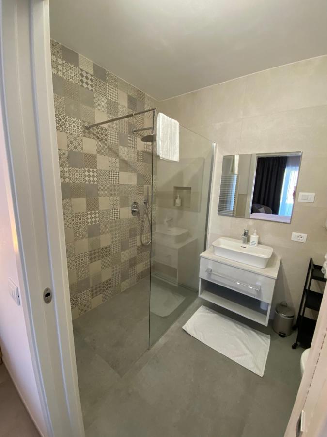 B&B Garda Home Nago Esterno foto